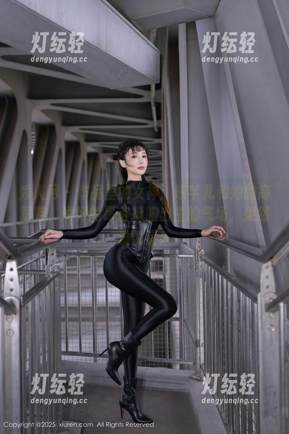 秀人网 - 作品里的女神：陈芊儿和她的高跟鞋，说好的昂首挺胸出生的气场，果然没说错！