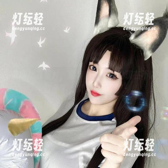 最新泳衣照片，章鱼小童谣说她现在不叫章鱼了，叫‘泳王’！