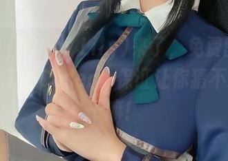 花リリ(Plant Lily)来了，免费图包速递，越南的Coser，保证让你猜不透她在干嘛！