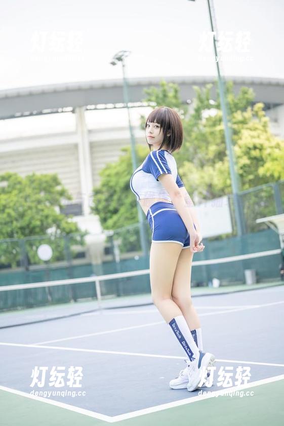 当无圣光与高叉女仆碰撞，蜜汁猫裘美图来一发！