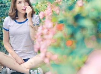 青豆客 – 艾小青的空姐图包就像丰盛的早餐，色香味俱全，让人想一口气吃个够。
