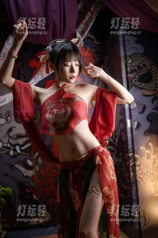 从天使到修女，香草喵露露图集下载不看后悔
