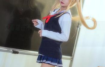 最新尝试，鬼畜瑶在不在w写真：小羊围裙，有一点点小怪，但很圈粉！